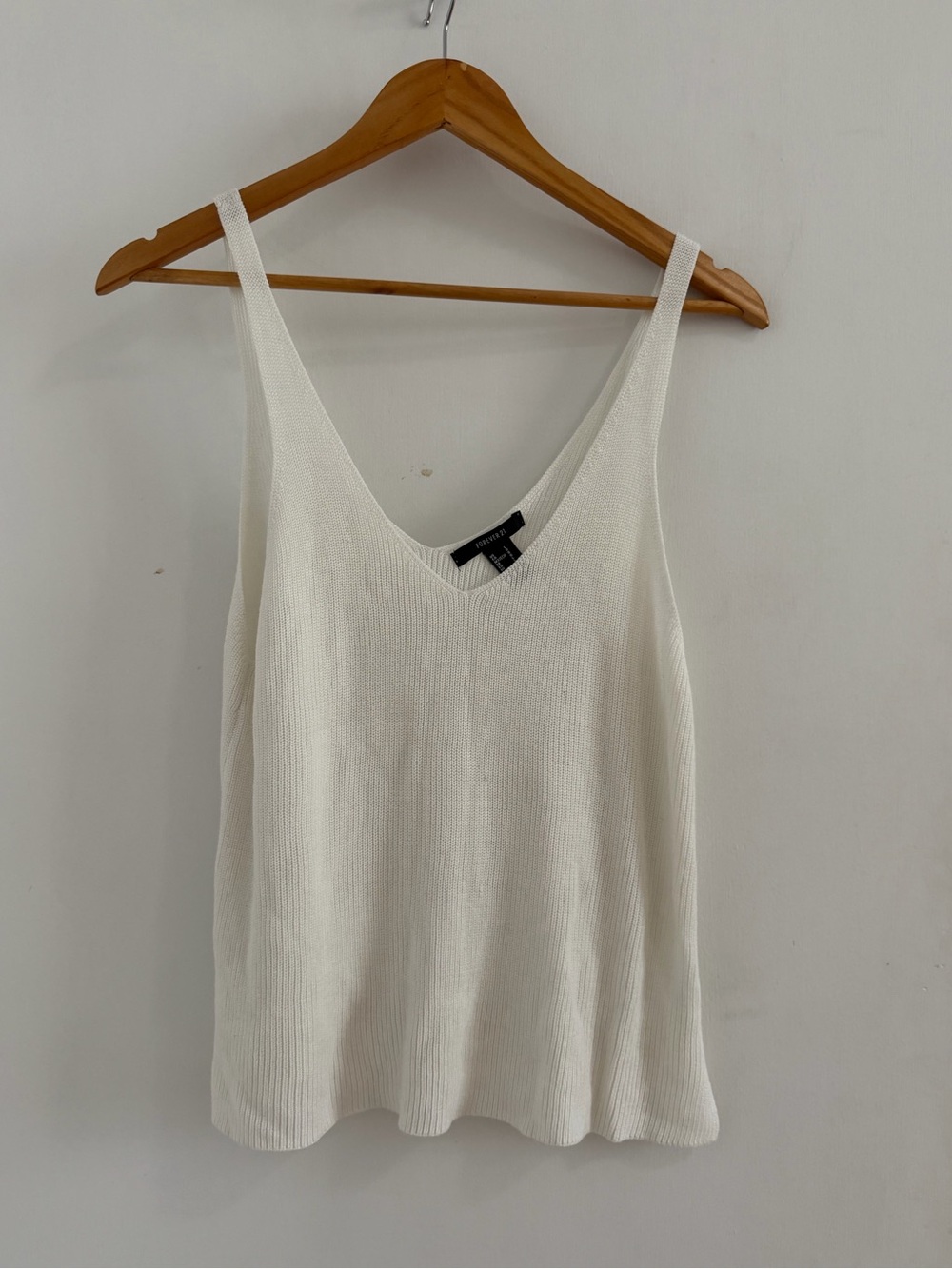 Forever 21 White Ribbed V-Neck Tank Top